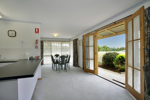 Summerfield Winery And Accommodation - Kalgoorlie Accommodation 3