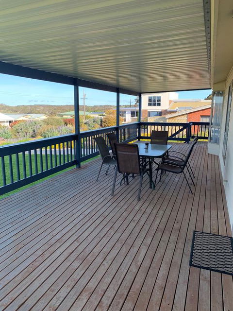 Sunny Brae - Kalgoorlie Accommodation 2