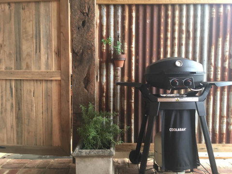 Sunset Cottage - Yarra Valley - Kalgoorlie Accommodation 1