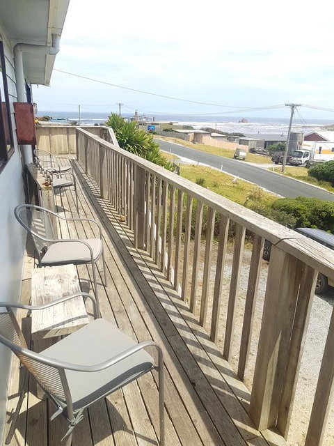 Sunset Holiday Villas - Kalgoorlie Accommodation 3