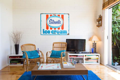 Sunset Over Sea Rosebud McCrae - Kalgoorlie Accommodation 0