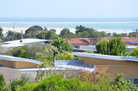SUNSET WATERS - INLET SIDE - Kalgoorlie Accommodation 1