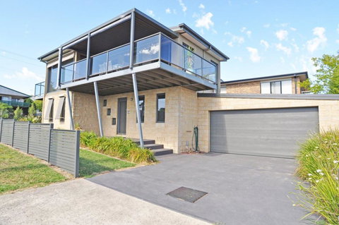 SUNSET WATERS - INLET SIDE - Kalgoorlie Accommodation 0