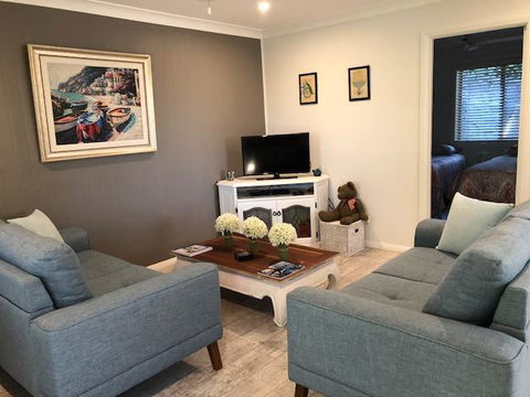 Sunshine Coast Tropical Getaway - Kalgoorlie Accommodation 0