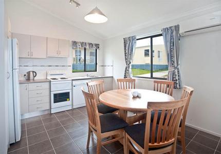 Surf Beach Narooma Holiday Park - Kalgoorlie Accommodation 1