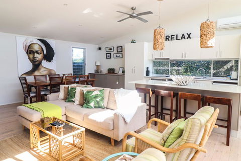 Surfside - Kalgoorlie Accommodation 3