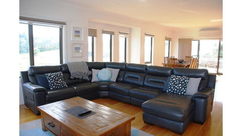 SURFSIDE LAKEVIEWS - FREE WIFI - Kalgoorlie Accommodation 3