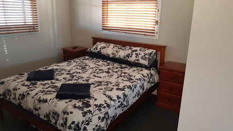 Sustainable B&B By The Bay - Kalgoorlie Accommodation 1