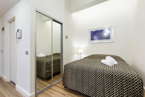 Sydney CBD Studio Apartment 503BRG - Kalgoorlie Accommodation 3