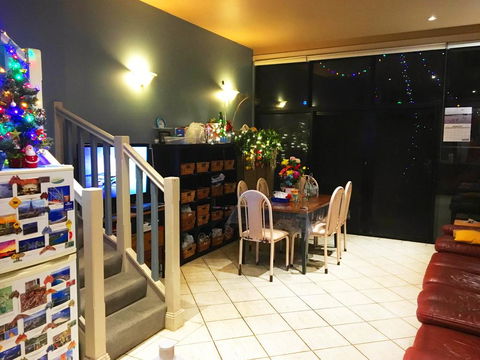 Sydney City Quiet Victorian Townhouse Convenient Location - Kalgoorlie Accommodation 2