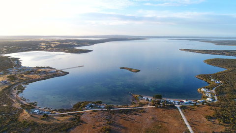 Tall Pines Beach House At Mount Dutton Bay (part Of Coffin Bay Waterways) - Kalgoorlie Accommodation 0