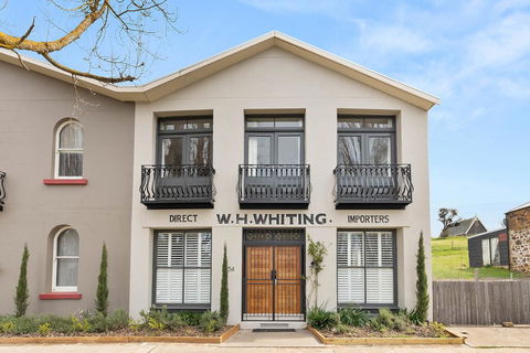 TARALGA TERRACES - Kalgoorlie Accommodation 0