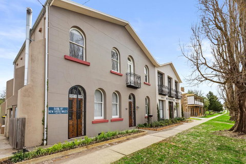 TARALGA TERRACES - Kalgoorlie Accommodation 0
