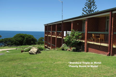 Tathra Hotel & Motel - Kalgoorlie Accommodation 2