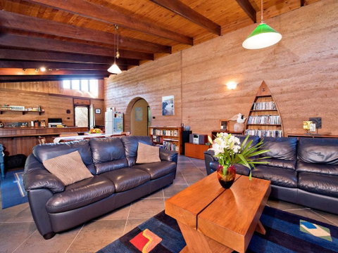 Tea Tree - Kalgoorlie Accommodation 0