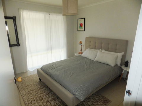 TERRIFIC ON TAMARA CRESCENT - Kalgoorlie Accommodation 1