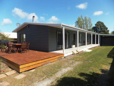 TERRIFIC ON TAMARA CRESCENT - Kalgoorlie Accommodation 0