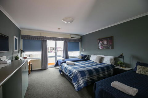The Bayview Hotel - Kalgoorlie Accommodation 0