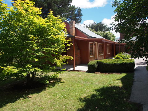 Tahara Cottage - Kalgoorlie Accommodation 0