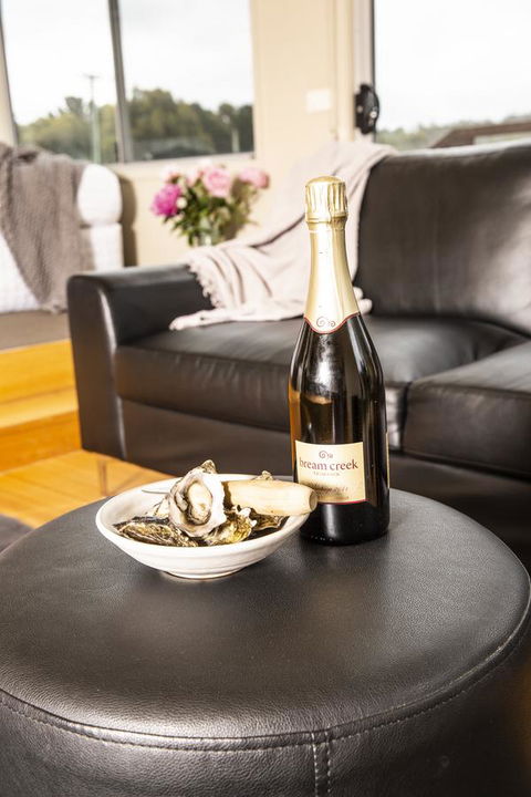 Little Norfolk Bay Events And Chalets - Kalgoorlie Accommodation 9