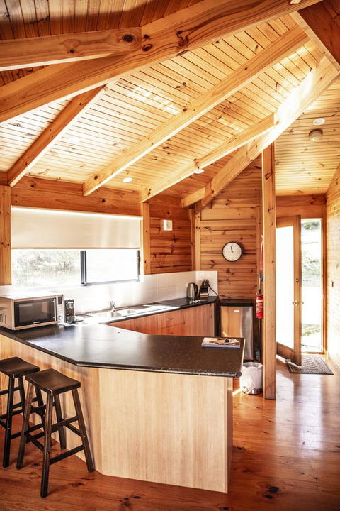 Little Norfolk Bay Events And Chalets - Kalgoorlie Accommodation 4