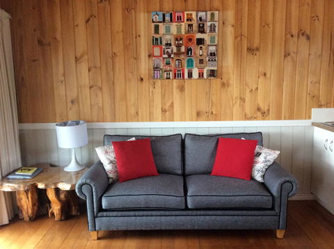 Hazelcreek Cottages - Kalgoorlie Accommodation 5