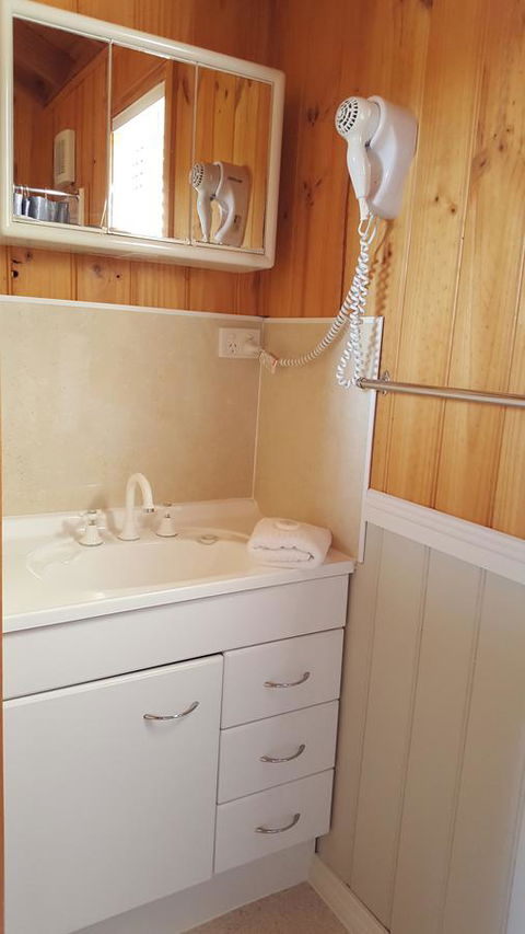 Hazelcreek Cottages - Kalgoorlie Accommodation 37