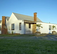 Buttons Cottage - Kalgoorlie Accommodation