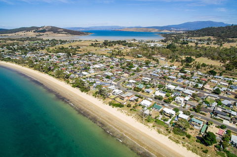 Aqua Beachfront! - Kalgoorlie Accommodation 0