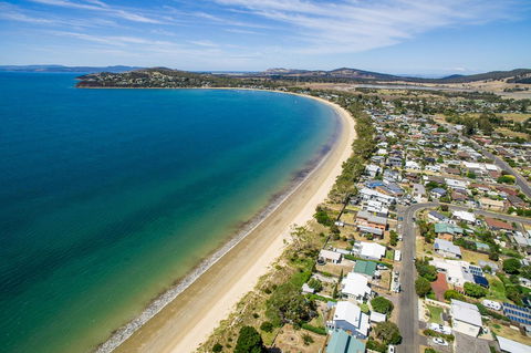Aqua Beachfront! - Kalgoorlie Accommodation 14