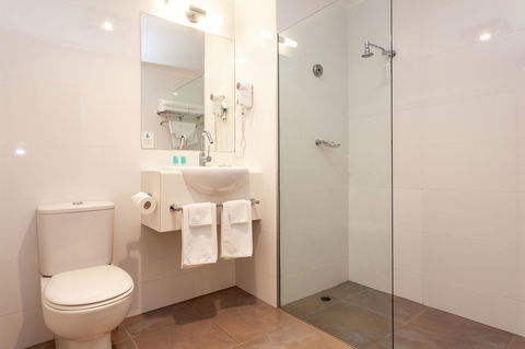 Beachfront Bicheno - Kalgoorlie Accommodation 23