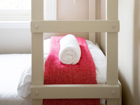 Montacute Boutique Bunkhouse - Kalgoorlie Accommodation 13