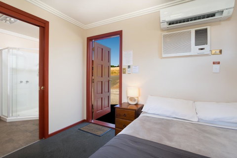 Tamar Valley Resort Grindelwald - Kalgoorlie Accommodation 11