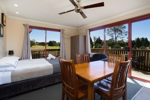 Tamar Valley Resort Grindelwald - Kalgoorlie Accommodation 7
