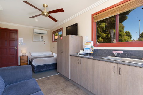 Tamar Valley Resort Grindelwald - Kalgoorlie Accommodation 10
