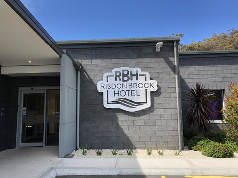 Risdon Brook Hotel - Kalgoorlie Accommodation 0