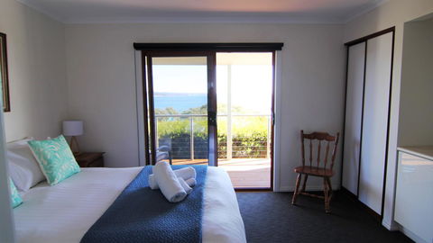 DOLPHIN LOOKOUT COTTAGE - Amazing Views Of The Bay Of Fires - Kalgoorlie Accommodation 13