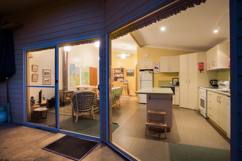 Arthur Riverfront And Sea Lodge Downstream - Kalgoorlie Accommodation 9