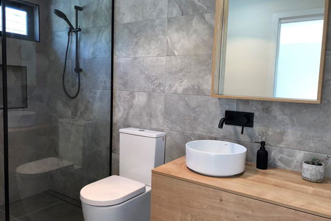 HIDDEN HAVEN Binalong Bay - Kalgoorlie Accommodation 4