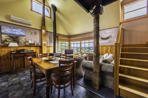 Touchwood Cottages - Kalgoorlie Accommodation 33