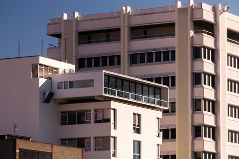 Avalon City Retreat - Kalgoorlie Accommodation 1