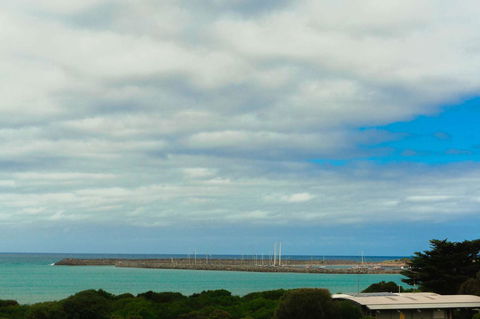 The Apollo - Kalgoorlie Accommodation 11