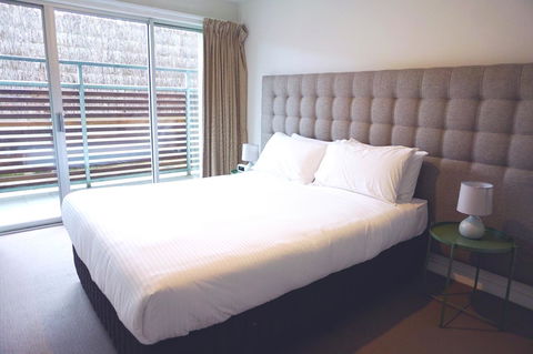 The Apollo - Kalgoorlie Accommodation 23