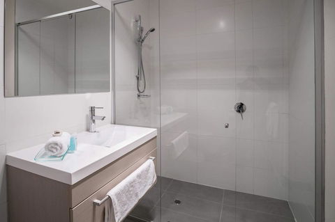 The Apollo - Kalgoorlie Accommodation 4