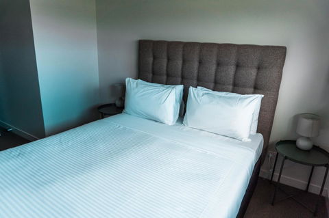 The Apollo - Kalgoorlie Accommodation 5