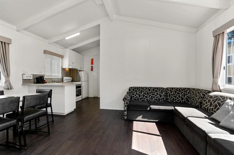 Bright Riverside Holiday Park - Kalgoorlie Accommodation 6