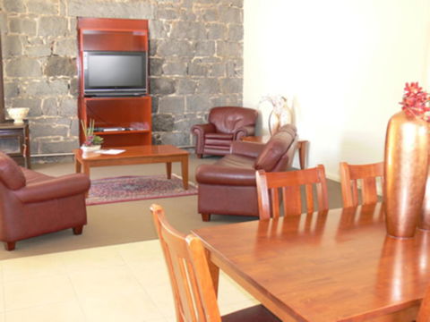 The Victoria Apartments - Kalgoorlie Accommodation 30