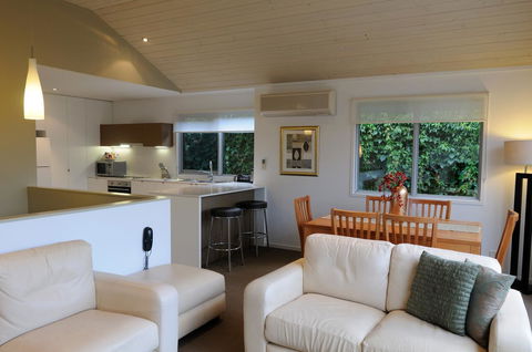 The Victoria Apartments - Kalgoorlie Accommodation 11