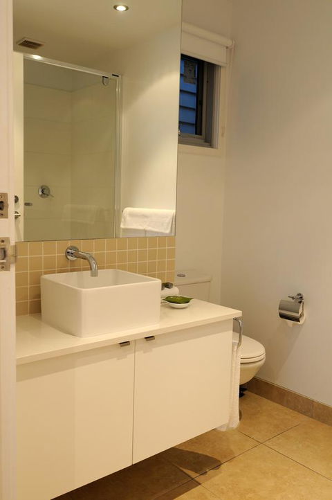 The Victoria Apartments - Kalgoorlie Accommodation 4