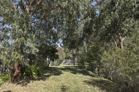 Apollo Bay Cottages - Kalgoorlie Accommodation 14